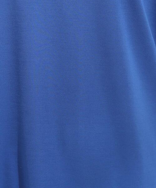 SHOO・LA・RUE（シューラルー）の「【S-LL/ひんやり/UV】二の腕をきれいにカバー ショルダータックトップス（Tシャツ/カットソー・レディース・ブラック/オフホワイト/ダークオレンジ/ブルー系その他・04/03/02/01）」の13枚目の写真