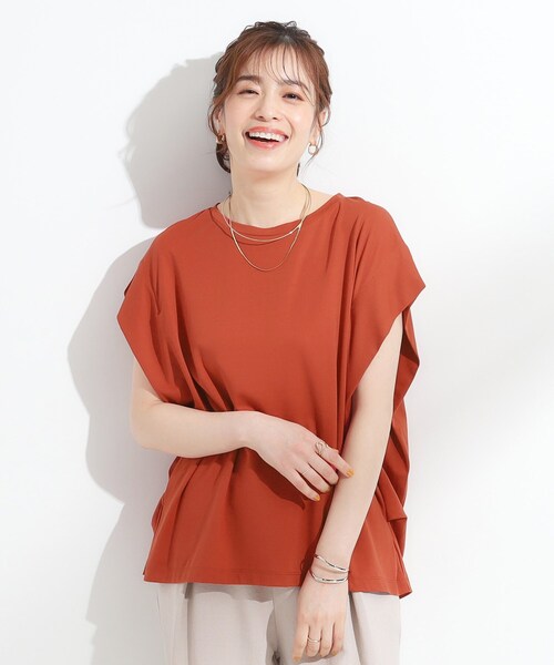 SHOO・LA・RUE（シューラルー）の「【S-LL/ひんやり/UV】二の腕をきれいにカバー ショルダータックトップス（Tシャツ/カットソー・レディース・ブラック/オフホワイト/ダークオレンジ/ブルー系その他・04/03/02/01）」の18枚目の写真