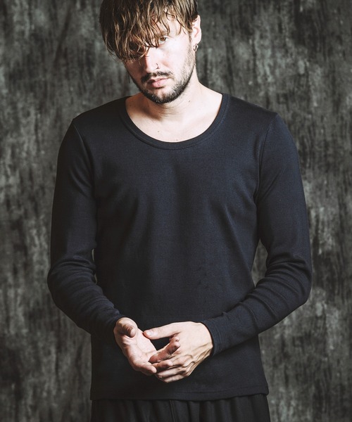 NO ID.（ノーアイディ）の「【NO ID.】Fraise U-Neck T-Shirt / フライス Uネック Tシャツ（Tシャツ/カットソー・メンズ・ホワイト/グレー/ブラック・2/1）」の3枚目の写真