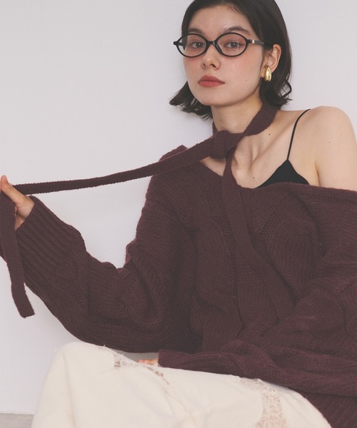 loin nuit(ロワンニュイ)の「multiway choker cable knit / マルチウェイチョーカーケーブルニット(ニット/セーター・レディース・ダークブラウン/ブルーグレー/ベビーピンク・FREE)」の14枚目の写真