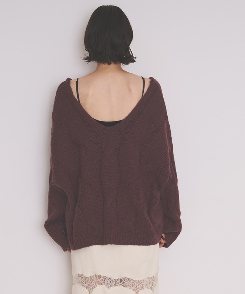 loin nuit(ロワンニュイ)の「multiway choker cable knit / マルチウェイチョーカーケーブルニット(ニット/セーター・レディース・ダークブラウン/ブルーグレー/ベビーピンク・FREE)」の8枚目の写真