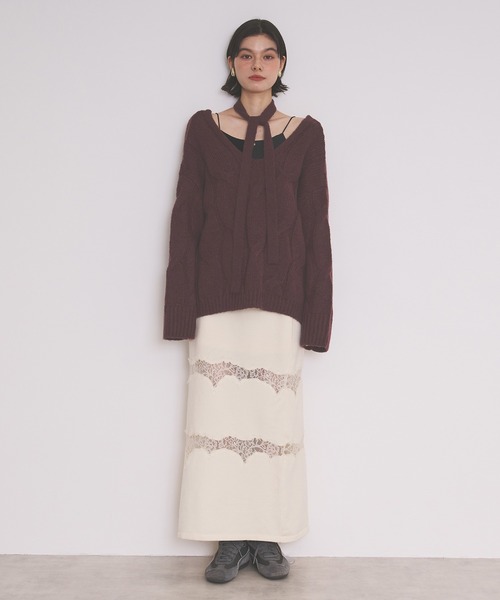 loin nuit(ロワンニュイ)の「multiway choker cable knit / マルチウェイチョーカーケーブルニット(ニット/セーター・レディース・ダークブラウン/ブルーグレー/ベビーピンク・FREE)」の10枚目の写真