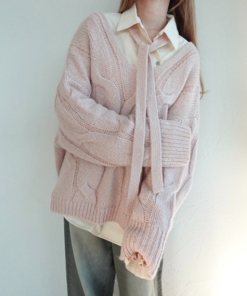 loin nuit(ロワンニュイ)の「multiway choker cable knit / マルチウェイチョーカーケーブルニット(ニット/セーター・レディース・ダークブラウン/ブルーグレー/ベビーピンク・FREE)」の4枚目の写真
