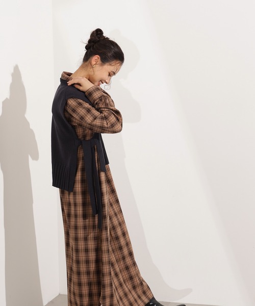 N.（N. Natural Beauty Basic）（エヌエヌナチュラルビューティーベーシック）の「【PS/低身長サイズ】ニットベストセットチェックワンピース（ワンピース・レディース・ベージュ系その他/ネイビー系・MEDIUM/PS）」の6枚目の写真