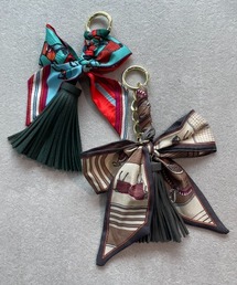 AIC.（エーアイシー）の「スカーフリボンフリンジチャーム（キーケース/キーアクセサリー）」