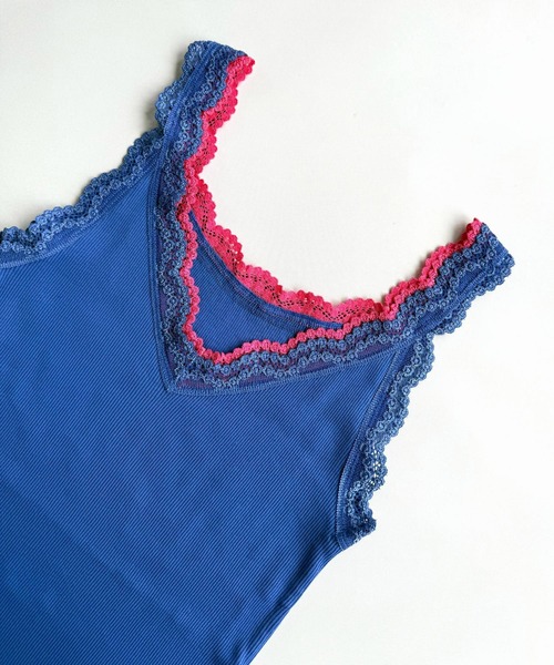 Q（キュー）の「バイカラーテレコタンク（タンクトップ・レディース・ネイビー/アイボリー/ターコイズブルー/オレンジ/ブルー/チャコールグレー・MEDIUM）」の5枚目の写真