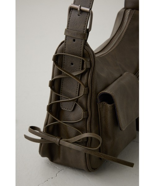 AZUL by moussy（アズールバイマウジー）の「サイドレースアップボックスポケットミニバッグ（ハンドバッグ・レディース・ブラウン/ブラック・FREE）」の19枚目の写真