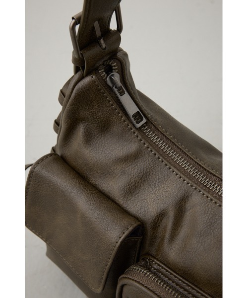 AZUL by moussy（アズールバイマウジー）の「サイドレースアップボックスポケットミニバッグ（ハンドバッグ・レディース・ブラウン/ブラック・FREE）」の20枚目の写真