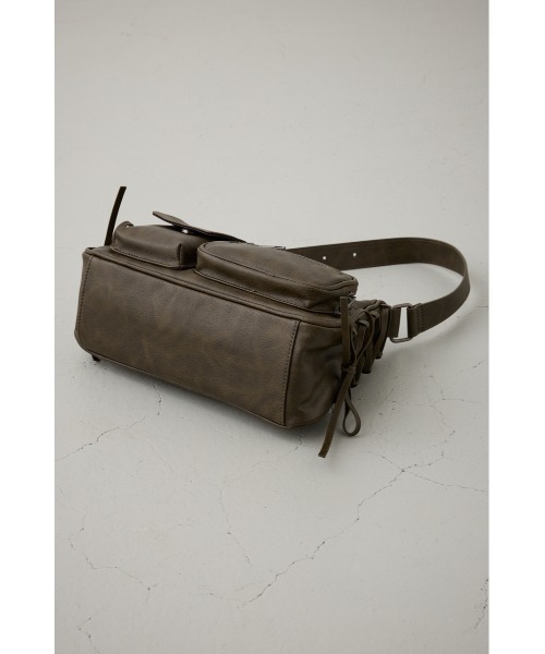 AZUL by moussy（アズールバイマウジー）の「サイドレースアップボックスポケットミニバッグ（ハンドバッグ・レディース・ブラウン/ブラック・FREE）」の21枚目の写真