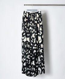 RUMCHE（ラムシェ）の「"Chain Flower" Print Trousers / チェーンフラワープリントパンツ（スラックス）」