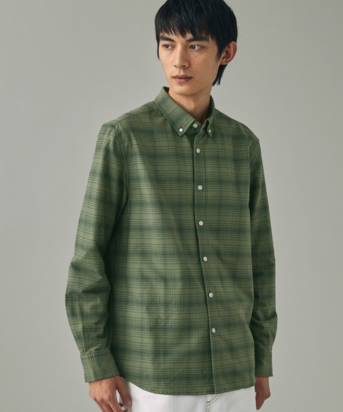 AIGLE(エーグル)の「吸水速乾 オックスフォードボタンダウンチェックシャツ(シャツ/ブラウス・メンズ・ブラック/セージグリーン・L/M/S/XL/XXL)」の2枚目の写真