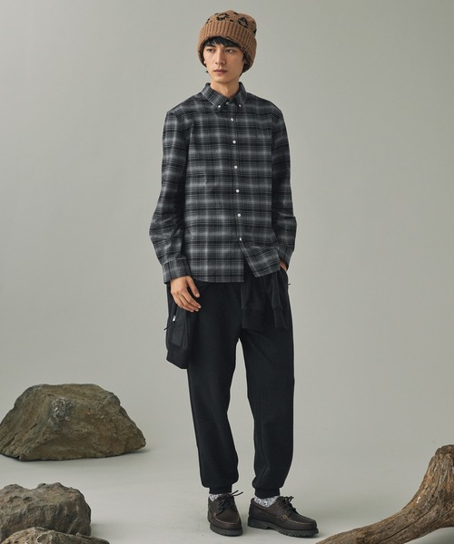 AIGLE(エーグル)の「吸水速乾 オックスフォードボタンダウンチェックシャツ(シャツ/ブラウス・メンズ・ブラック/セージグリーン・L/M/S/XL/XXL)」の6枚目の写真