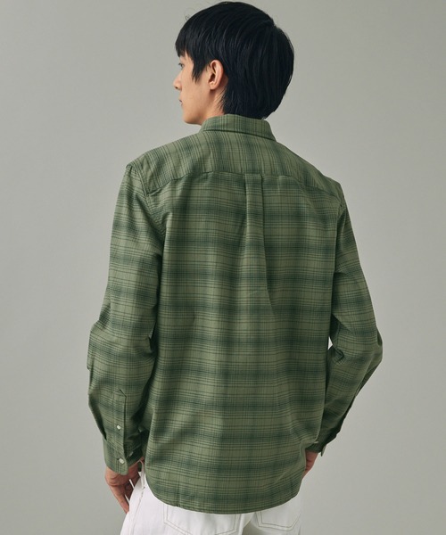 AIGLE(エーグル)の「吸水速乾 オックスフォードボタンダウンチェックシャツ(シャツ/ブラウス・メンズ・ブラック/セージグリーン・L/M/S/XL/XXL)」の9枚目の写真