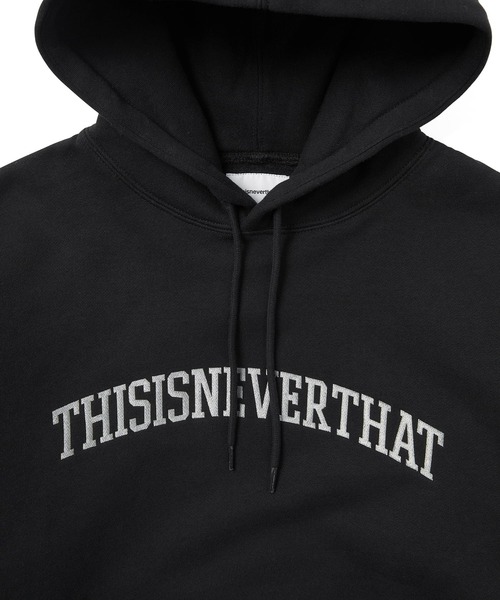 thisisneverthat(ディスイズネバーザット)の「Arch-Logo Hoodie(パーカー・メンズ・レッド系その他/ヘザーグレー/ブラック/グレイッシュベージュ・L/M/S/XL)」の5枚目の写真