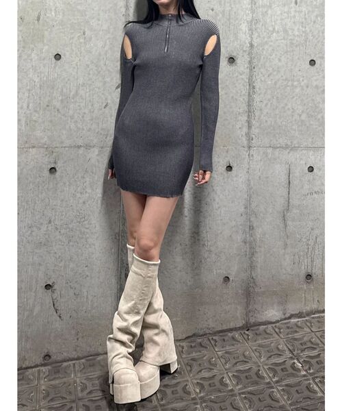 EMODA（エモダ）の「オープンリブジップニットワンピース（ワンピース・レディース・ブラウン/ブラック/グレー・FREE）」の5枚目の写真