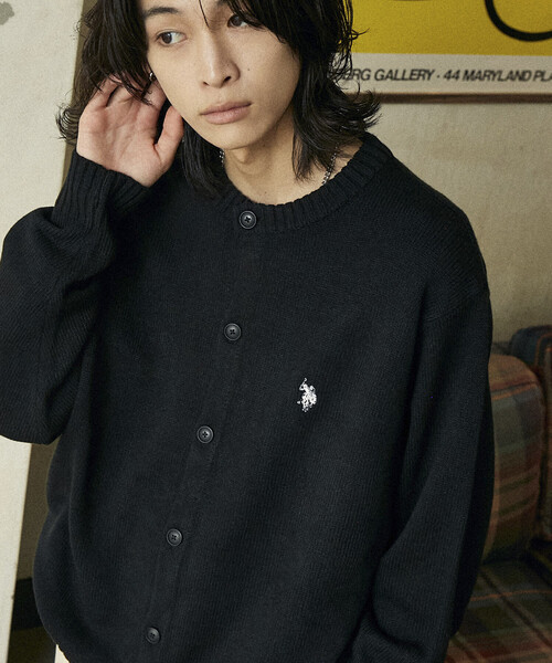 U.S. POLO ASSN.（ユーエスポロアッスン）の「U.S. POLO ASSN./ユーエスポロアッスン 別注 CREW NECK KNIT CARDIGAN/クルーネックニットカーディガン(限定展開)（カーディガン/ボレロ・メンズ・ネイビー/ブラック/チャコールグレー/グレー・LARGE/MEDIUM/SMALL）」の5枚目の写真