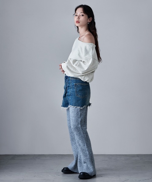 etoll.(エトル)の「裏毛オフショルダークロップドスウェット(スウェット・レディース・グレー/アイボリー/ブラック・M)」の11枚目の写真