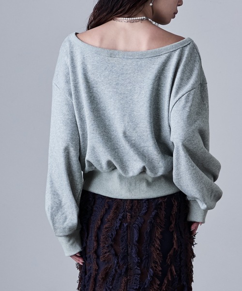 etoll.(エトル)の「裏毛オフショルダークロップドスウェット(スウェット・レディース・グレー/アイボリー/ブラック・M)」の18枚目の写真