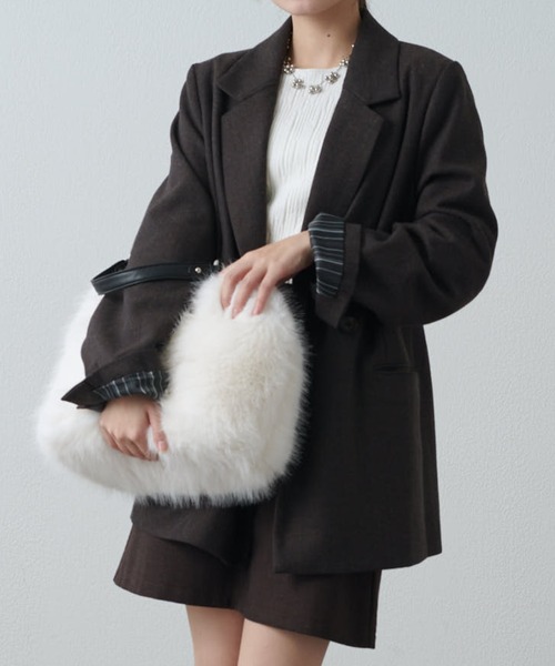 Lui's（ルイス）の「ウェーブバックルレザーハンドルファーバック（トートバッグ・レディース・オフホワイト/ブラック/ブラウン系その他・FREE）」の18枚目の写真