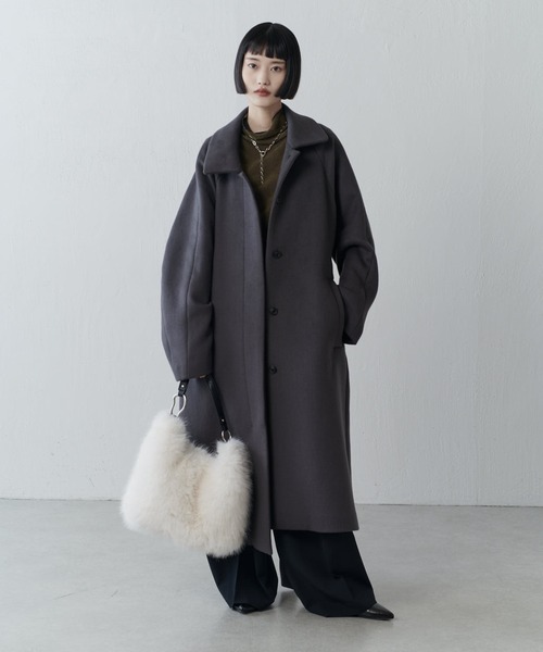 Lui's（ルイス）の「ウェーブバックルレザーハンドルファーバック（トートバッグ・レディース・オフホワイト/ブラック/ブラウン系その他・FREE）」の9枚目の写真