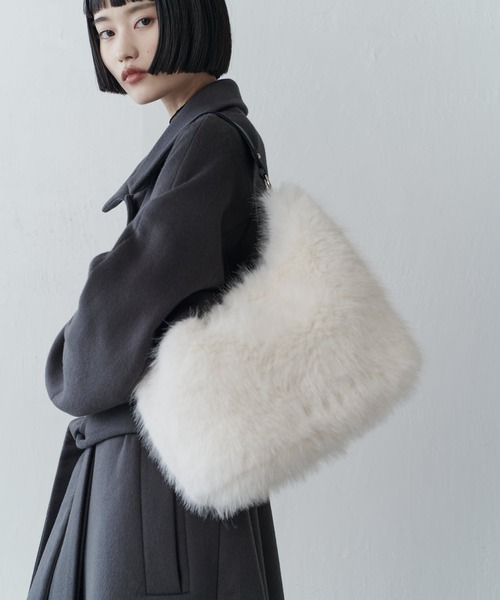 Lui's（ルイス）の「ウェーブバックルレザーハンドルファーバック（トートバッグ・レディース・オフホワイト/ブラック/ブラウン系その他・FREE）」の10枚目の写真