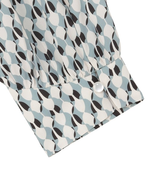 TOKYO SHIRTS（トウキョウシャツ）の「衿フリル プリント ブラウス（シャツ/ブラウス・レディース・ブラウン/グレー・M/L）」の8枚目の写真