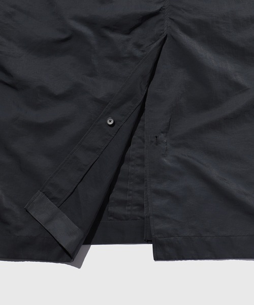 ADAM ET ROPE'（アダムエロペ）の「【WEB限定】《フリースライナー付・3way》ワッシャーナイロン バルマカーン コート / ドッグイヤーコート / ユニセックス（ステンカラーコート・メンズ・ネイビー/チャコールグレー・M/L）」の16枚目の写真
