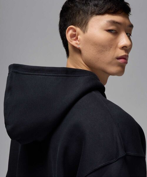 JORDAN BRAND（ジョーダンブランド）の「《セットアップ対応商品》ジョーダン ブルックリン フリース メンズ オーバーサイズド プルオーバー パーカー / Jordan Brooklyn Fleece Men's Oversized Pullover Hoodie IB7235-010 Black（パーカー・メンズ・ブラック・M/L/XL/S/2XL）」の18枚目の写真