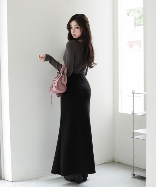 VEILA（ヴェイラ）の「シンプルAラインフレアロングスカート（スカート・レディース・ブラック・L/M/S）」の4枚目の写真