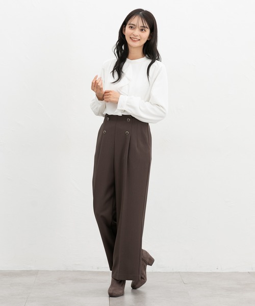Honeys(ハニーズ)の「【ハニぽか】あったか裏地ラッフルブラウス(シャツ/ブラウス・レディース・アイボリー/グレイッシュベージュ/イエロー/ネイビー/ラベンダー・3L/L/LL/M/S)」の7枚目の写真