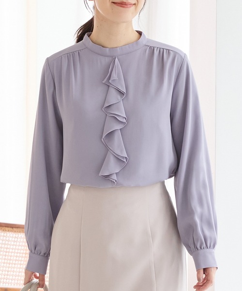 Honeys(ハニーズ)の「【ハニぽか】あったか裏地ラッフルブラウス(シャツ/ブラウス・レディース・アイボリー/グレイッシュベージュ/イエロー/ネイビー/ラベンダー・3L/L/LL/M/S)」の12枚目の写真
