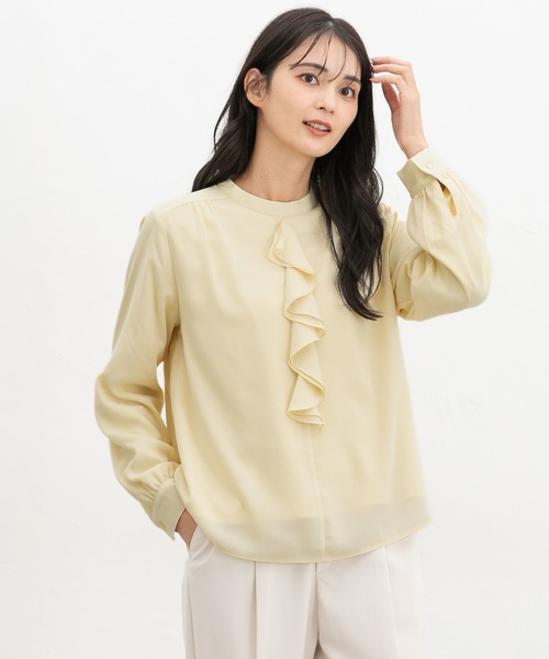 Honeys(ハニーズ)の「【ハニぽか】あったか裏地ラッフルブラウス(シャツ/ブラウス・レディース・アイボリー/グレイッシュベージュ/イエロー/ネイビー/ラベンダー・3L/L/LL/M/S)」の15枚目の写真
