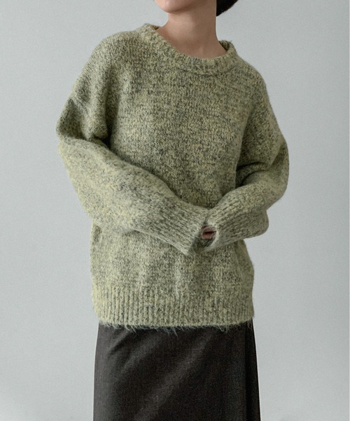 on:nue（オンニュ）の「【on:nue】[着用動画あり！/ ユニセックス] メランジクルーネックオーバーニット（ニット/セーター・レディース・イエロー/ブラウン/グレー・FREE）」の18枚目の写真
