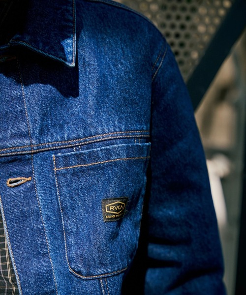 RVCA(ルーカ)の「RVCA メンズ DENIM JACKET ジャケット 【2025年秋冬モデル】 @autumn/ルーカデニムジャケット(ブルゾン・メンズ・ブラック/ブラック×ホワイト/インディゴブルー・SMALL/MEDIUM/LARGE/X-LARGE)」の12枚目の写真