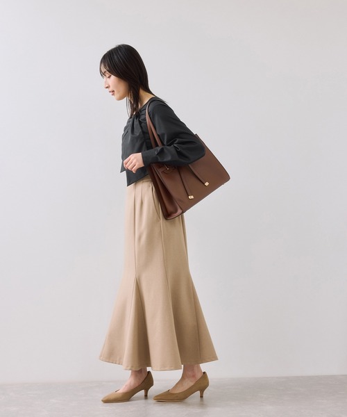 VIS（ビス）の「フロントねじりデザインブラウス（シャツ/ブラウス・レディース・オフホワイト/ブラック/ブルー系その他4・FREE）」の12枚目の写真