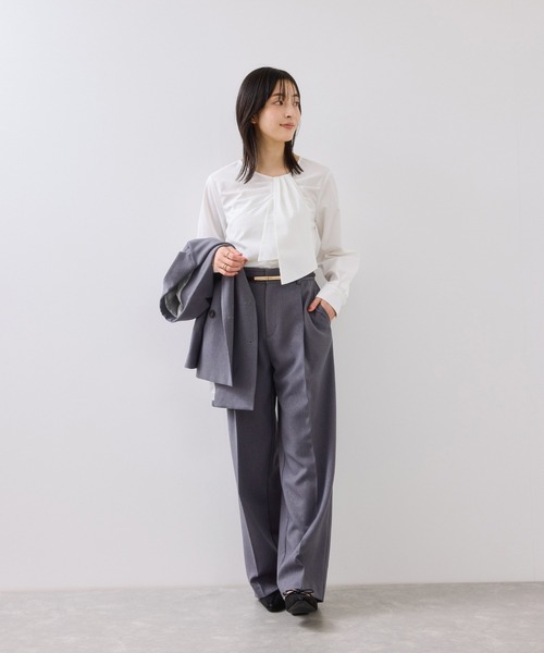 VIS（ビス）の「フロントねじりデザインブラウス（シャツ/ブラウス・レディース・オフホワイト/ブラック/ブルー系その他4・FREE）」の15枚目の写真