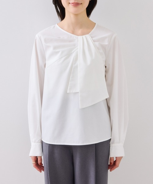 VIS（ビス）の「フロントねじりデザインブラウス（シャツ/ブラウス・レディース・オフホワイト/ブラック/ブルー系その他4・FREE）」の18枚目の写真