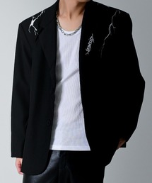 BENUSTA（ベヌスタ）の「A'GEM/9 × .kom 『BENUSTA/べネスタ』 LIGHTNING EMBROIDERY BLAZER JACKET/ライトニング刺繍テーラードジャケット（テーラードジャケット）」