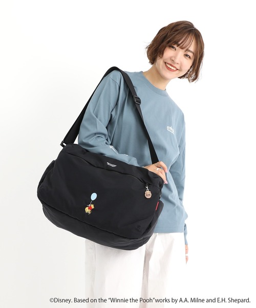 Manhattan Portage(マンハッタンポーテージ)の「PALMETTO BOSTON BAG NYLON TUSSAH QUILL 25 / POOH(ボストンバッグ・レディース・ブラック・LARGE)」の1枚目の写真