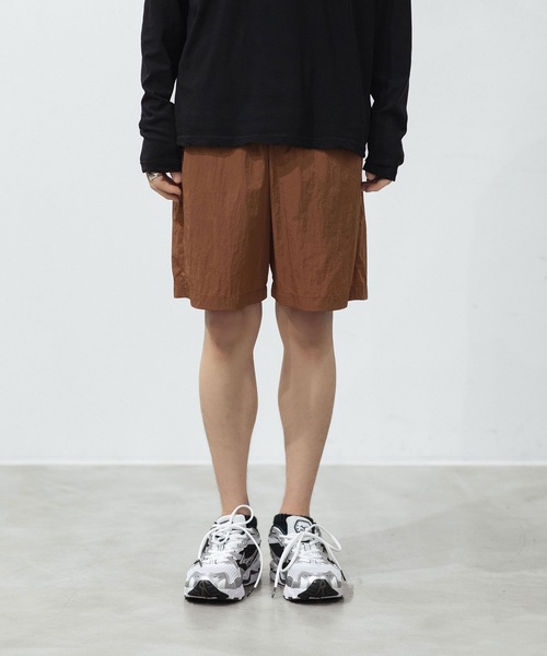 ATTACHMENT(アタッチメント)の「NYタフタ ショーツ / NY TAFFETA SHORTS(その他パンツ・メンズ・カーキ系/ブラウン/ブラック・4/1/2/3)」の22枚目の写真