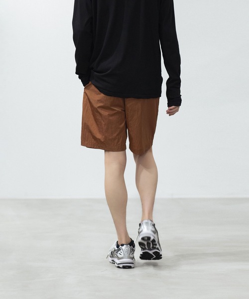 ATTACHMENT(アタッチメント)の「NYタフタ ショーツ / NY TAFFETA SHORTS(その他パンツ・メンズ・カーキ系/ブラウン/ブラック・4/1/2/3)」の21枚目の写真
