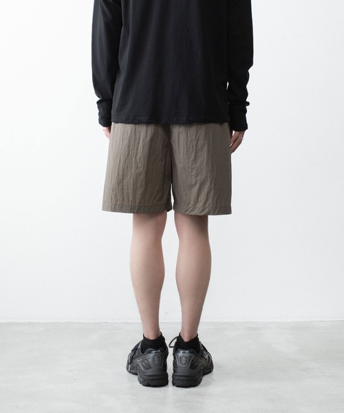 ATTACHMENT(アタッチメント)の「NYタフタ ショーツ / NY TAFFETA SHORTS(その他パンツ・メンズ・カーキ系/ブラウン/ブラック・4/1/2/3)」の16枚目の写真