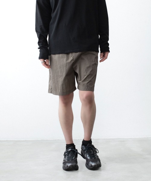 ATTACHMENT(アタッチメント)の「NYタフタ ショーツ / NY TAFFETA SHORTS(その他パンツ・メンズ・カーキ系/ブラウン/ブラック・4/1/2/3)」の17枚目の写真