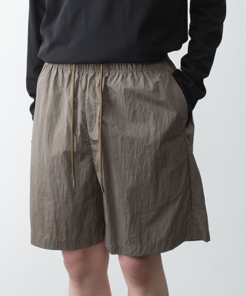 ATTACHMENT(アタッチメント)の「NYタフタ ショーツ / NY TAFFETA SHORTS(その他パンツ・メンズ・カーキ系/ブラウン/ブラック・4/1/2/3)」の18枚目の写真