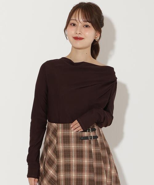 AND COUTURE（アンドクチュール）の「ドレープカットソー（Tシャツ/カットソー・レディース・ダークブラウン/ピンク/ブラック・FREE）」の2枚目の写真