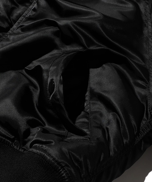 Valley Apparel(バレーアパレル)の「レディース N-2B ショートナイロンジャケット/フライトジャケット(ミリタリージャケット・レディース・ブラック/アイボリー・MEDIUM/SMALL)」の7枚目の写真