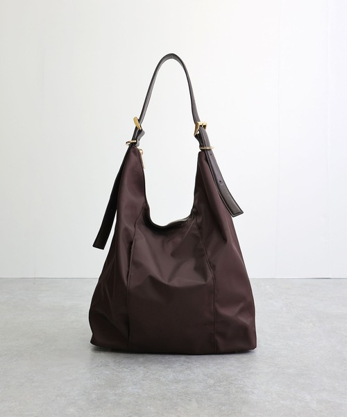 MIAN （ミアン）の「SPIREA / ワンショルダーバッグ【詳細動画あり】（ショルダーバッグ・レディース・ダークブラウン/ブラック/アイボリー・FREE）」の17枚目の写真