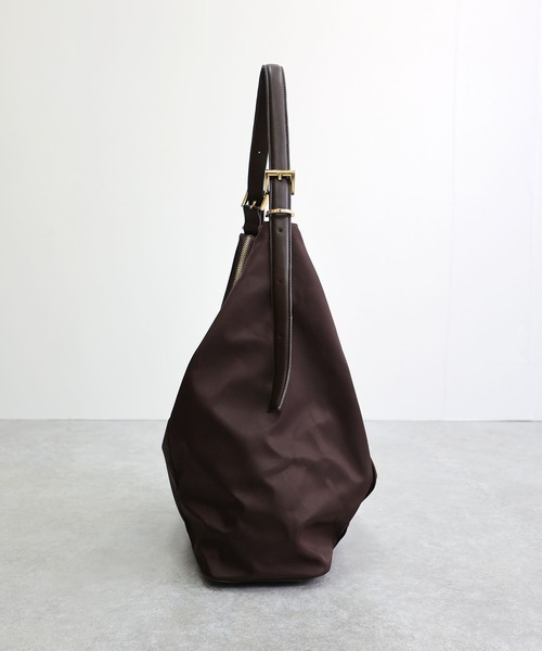 MIAN （ミアン）の「SPIREA / ワンショルダーバッグ【詳細動画あり】（ショルダーバッグ・レディース・ダークブラウン/ブラック/アイボリー・FREE）」の18枚目の写真