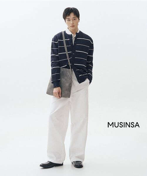 MUSINSA STANDARD（ムシンサスタンダード）の「フィグスキンクロスバッグ [ミディアムグレー]（メッセンジャーバッグ・メンズ・その他・FREE）」の11枚目の写真