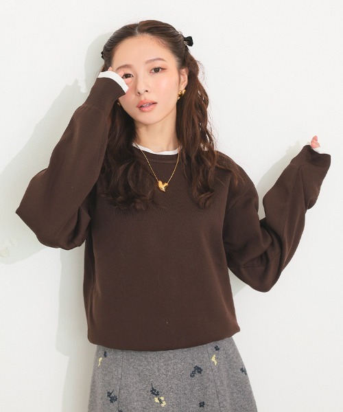 pufe（ピュフェ）の「【pufe】レイヤード風プルオーバー（ニット/セーター・レディース・レッド/ネイビー/ブラウン/グレー・ONE SIZE）」の2枚目の写真